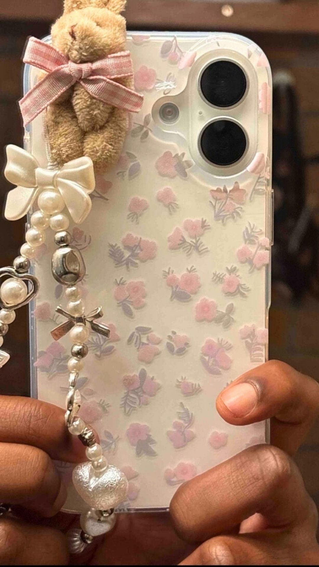 Aesthetic Phone Accessories for Girls | Cute & Trendy Cases π±π Upgrade your phoneβs vibe with the most aesthetic accessories every girl is loving in 2025 β¨. From dreamy pink and purple phone cases to elegant black designs and DIY beaded charms, these accessories blend beauty and function perfectly πΈπ«. Whether you’re into crochet styles, Apple iPhone covers, or creative logo design ideas, this collection brings your aesthetic to life with every detail π. Tap into your cozy, stylish side β your next favorite phone look is waiting for you ποΈπ #aestheticphoneaccessories #phonecaseideas #cutephonestyle #aestheticvibes