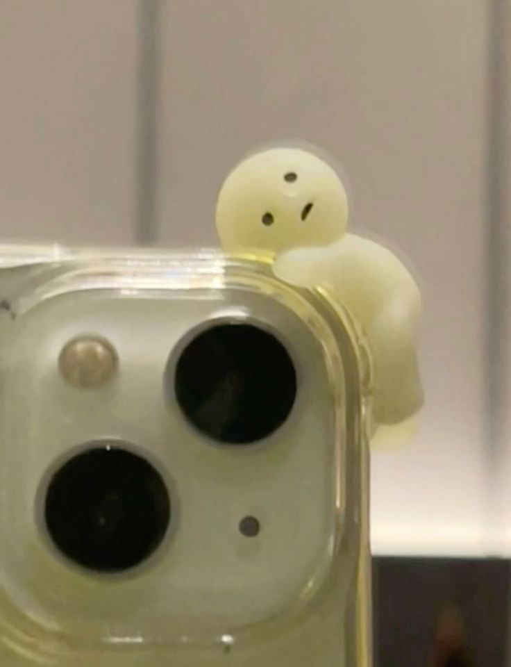 Aesthetic Phone Accessories for Girls | Cute & Trendy Cases ๐ฑ๐ Upgrade your phoneโs vibe with the most aesthetic accessories every girl is loving in 2025 โจ. From dreamy pink and purple phone cases to elegant black designs and DIY beaded charms, these accessories blend beauty and function perfectly ๐ธ๐ซ. Whether you’re into crochet styles, Apple iPhone covers, or creative logo design ideas, this collection brings your aesthetic to life with every detail ๐. Tap into your cozy, stylish side โ your next favorite phone look is waiting for you ๐๏ธ๐ #aestheticphoneaccessories #phonecaseideas #cutephonestyle #aestheticvibes